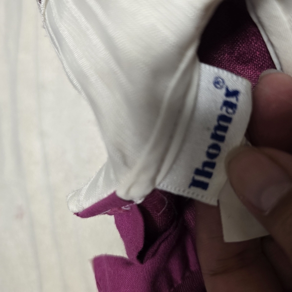 Velvet Dress with Lace Collar - Picture 5 of 7